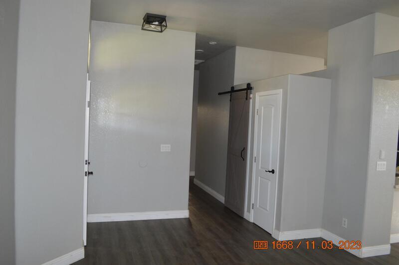 732 Dwight Road property image