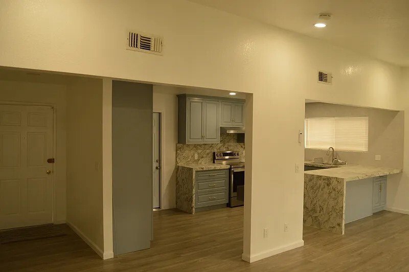 1074 Plumwood Court property image