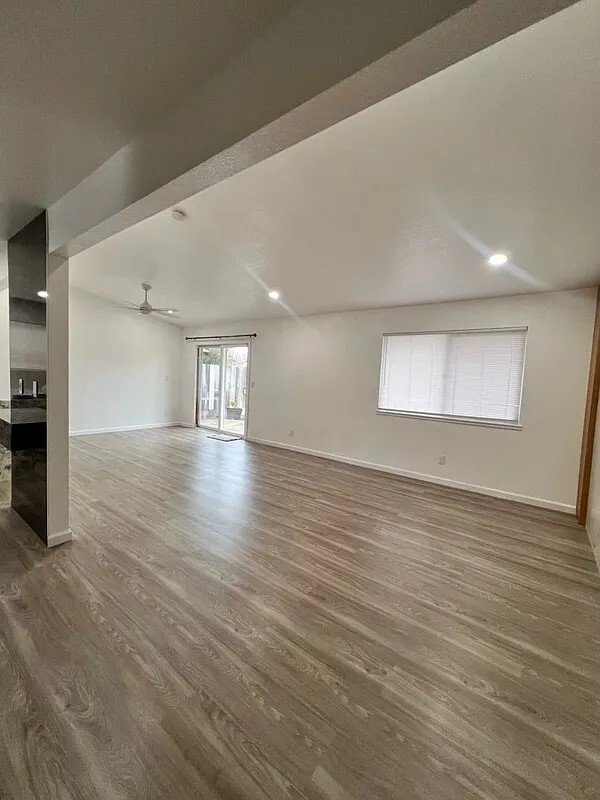 1074 Plumwood Court property image