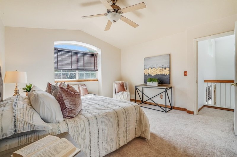 1561 Spring Court property image