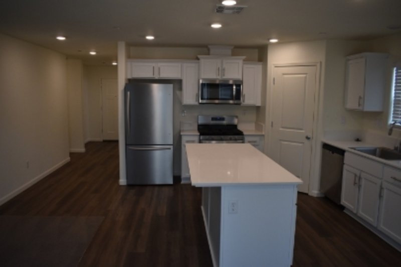 4527 Isabel Court property image