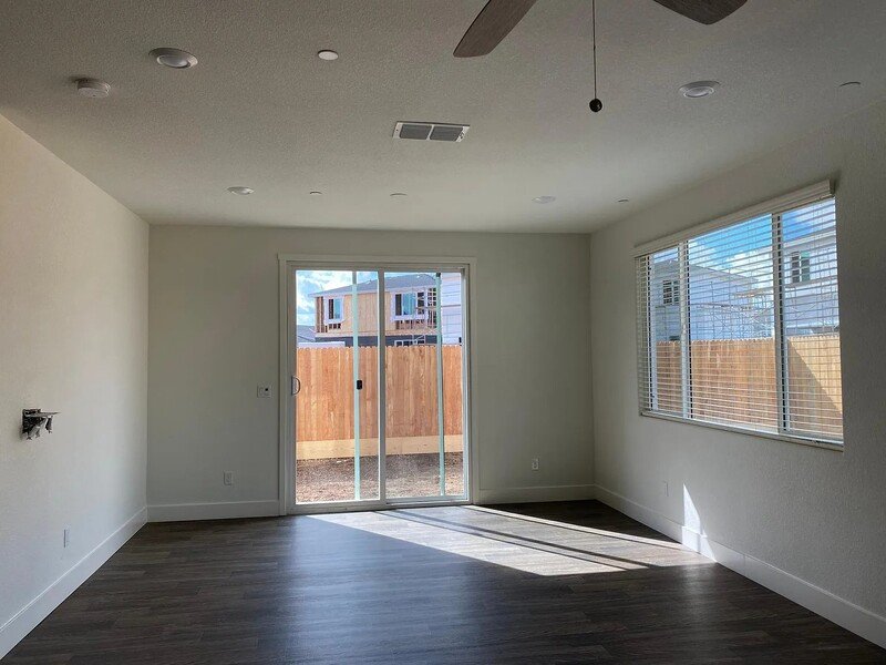 2454 Fidalgo Way property image