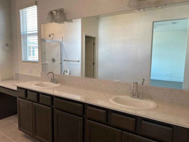 2454 Fidalgo Way property image
