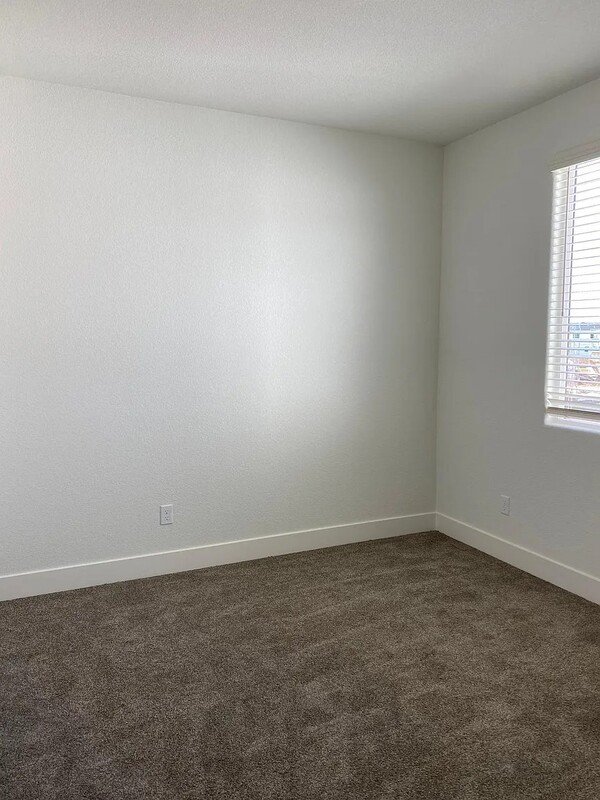 2454 Fidalgo Way property image
