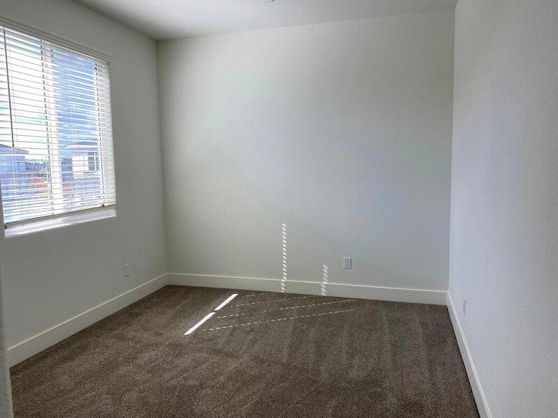 2454 Fidalgo Way property image
