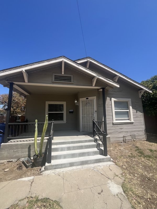 412 L Street property image