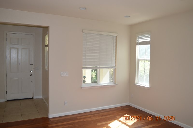 425 North Albany Street property image