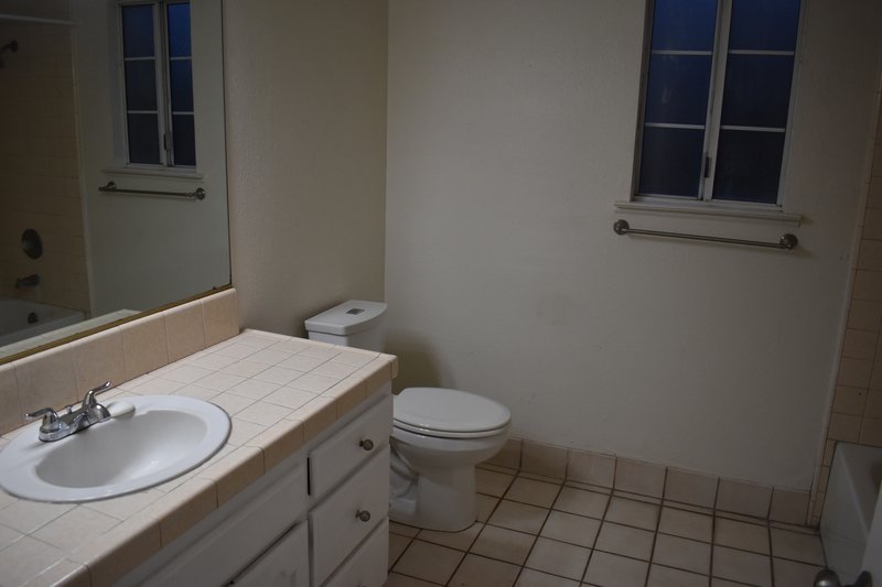 872 San Pablo Avenue property image