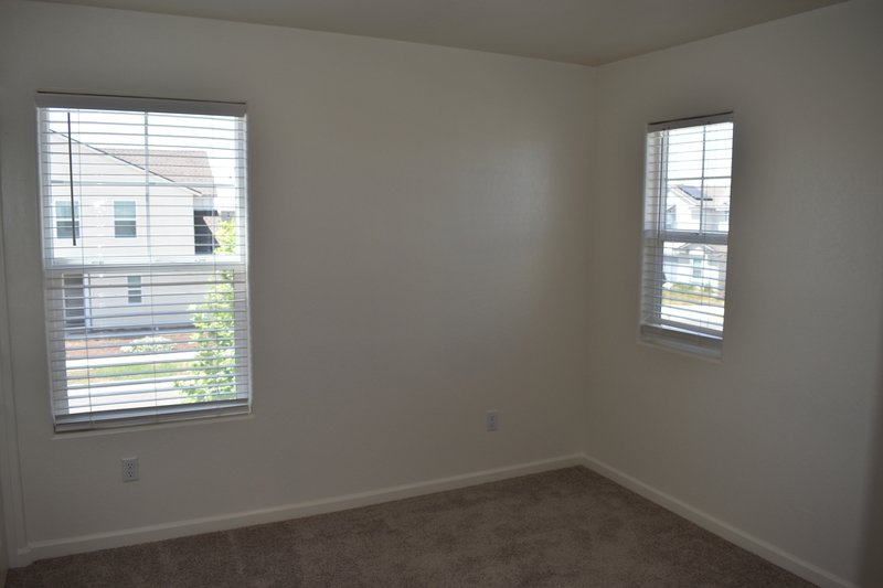 698 Jessie Drive property image