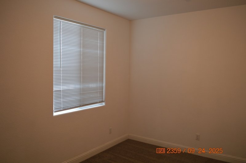 2411 Urdaneta Way property image