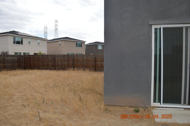 2411 Urdaneta Way property image