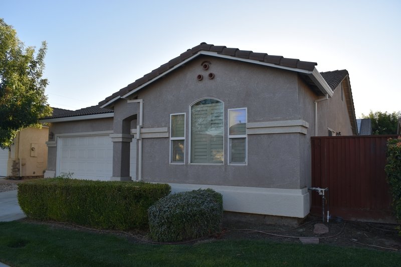 805 Vía Rosa property image