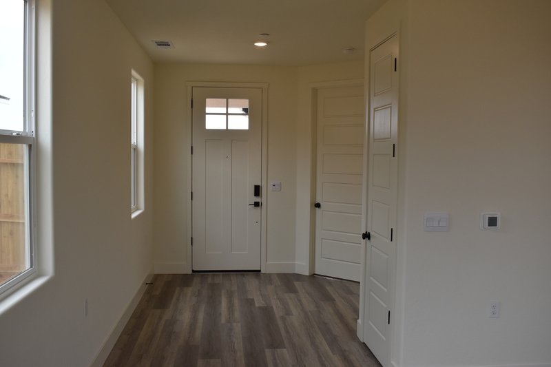 682 Stephanie Drive property image