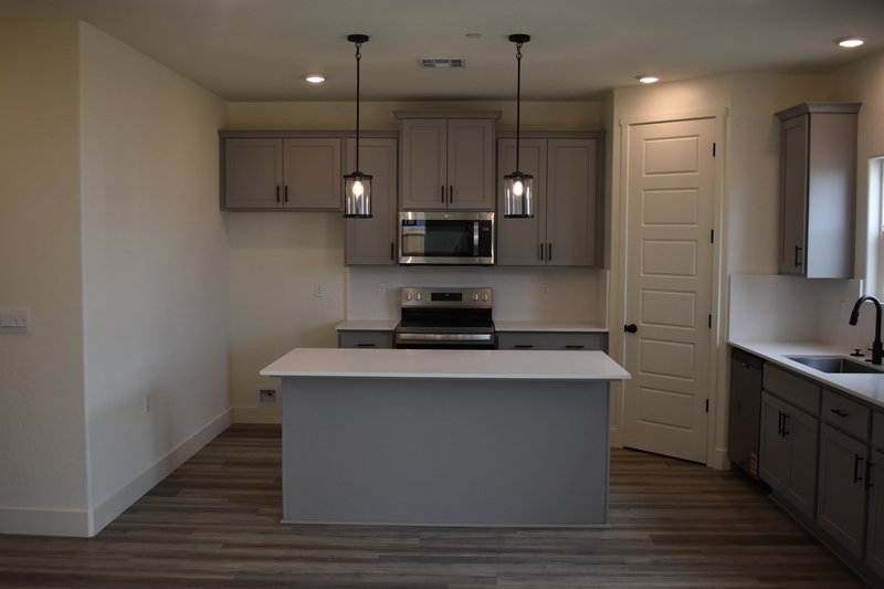 682 Stephanie Drive property image