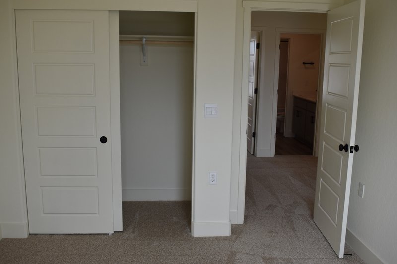 682 Stephanie Drive property image