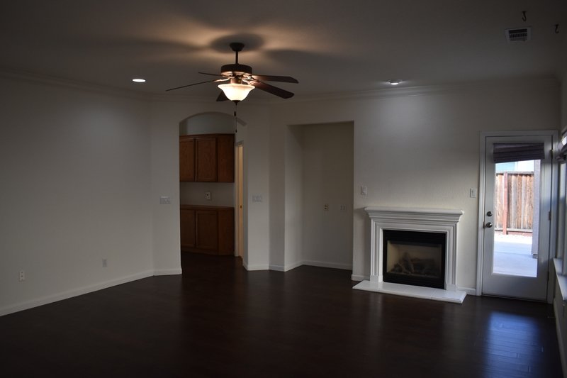 805 Vía Rosa property image