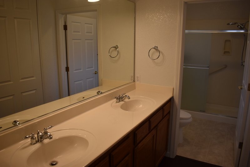 805 Vía Rosa property image