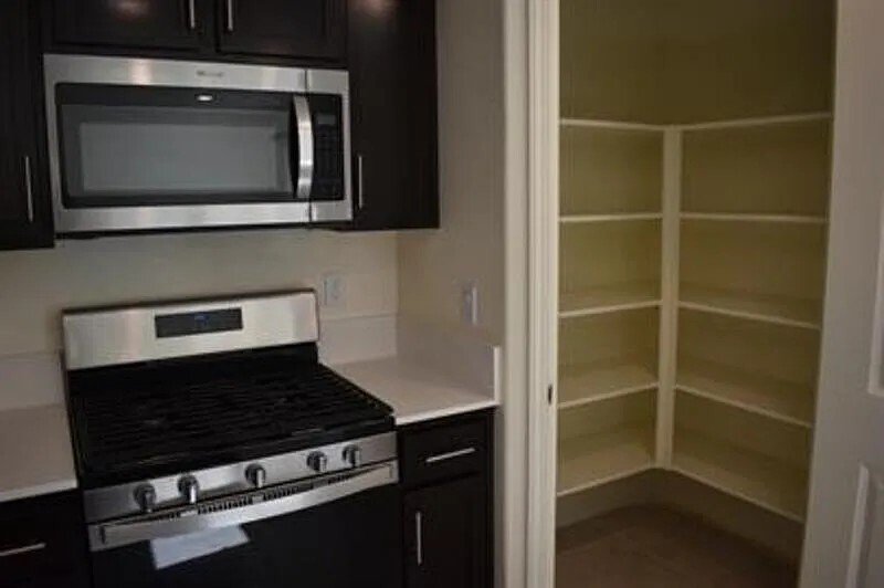 686 Keenan Court property image