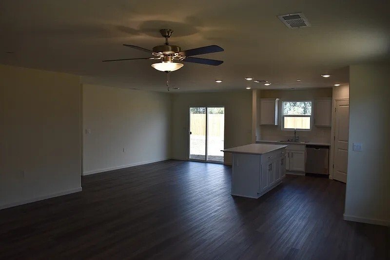 685 Marshall Ln property image