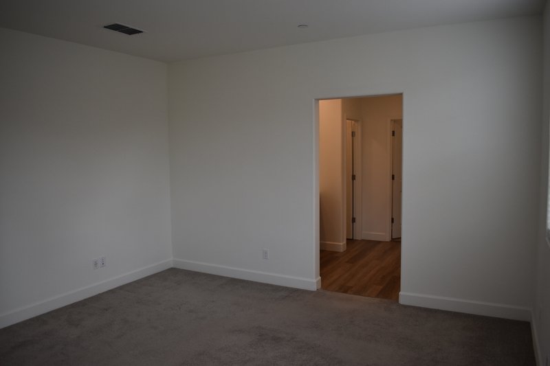 8168 Oxbow Landing Loop property image