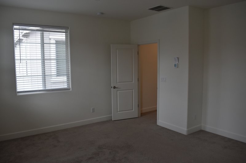 8168 Oxbow Landing Loop property image