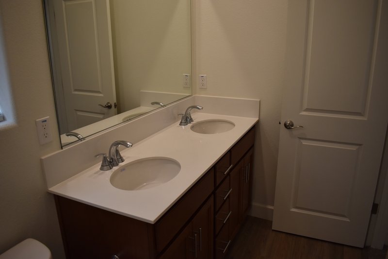 8168 Oxbow Landing Loop property image