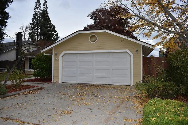 872 San Pablo Avenue property image