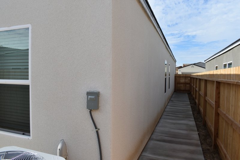 4448 North San Miguel Avenue property image