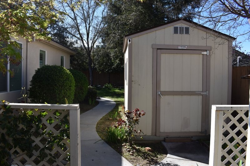 2261 Pillsbury Road property image