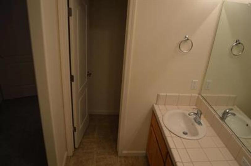2860 Blue Oak Ct property image