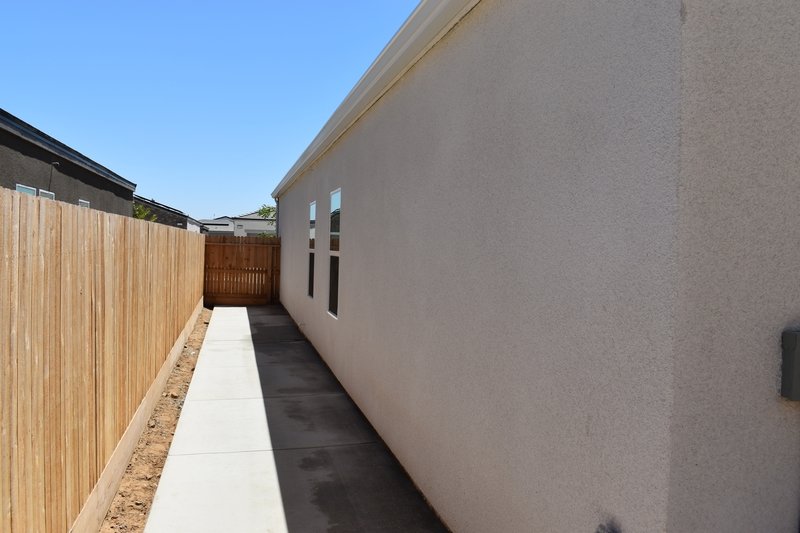 4481 North San Miguel Avenue property image