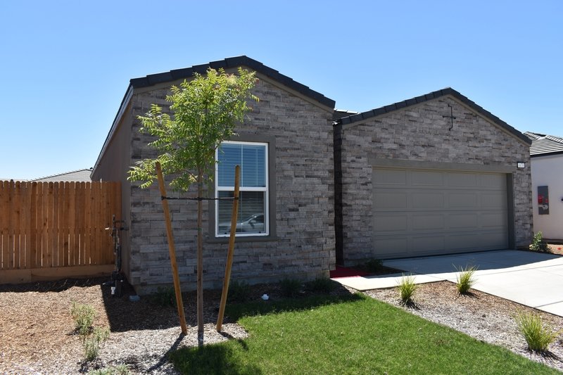 4470 North San Clemente Avenue property image