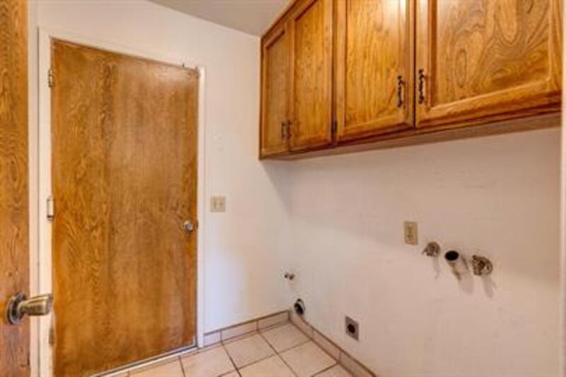 2768 Saratoga Avenue property image