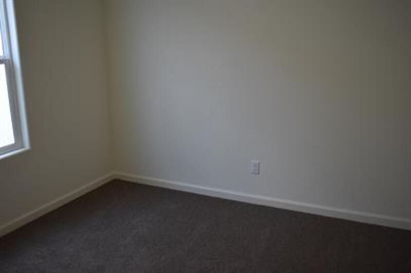 4523 Iris Court property image