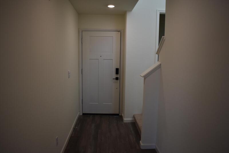 4523 Iris Court property image