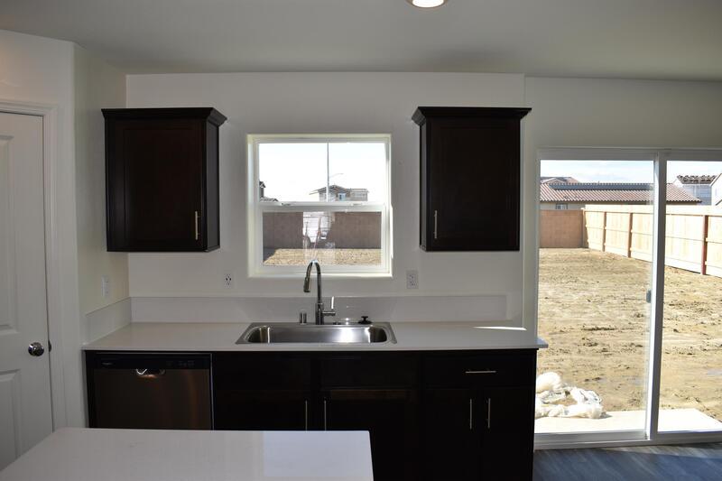 4523 Iris Court property image