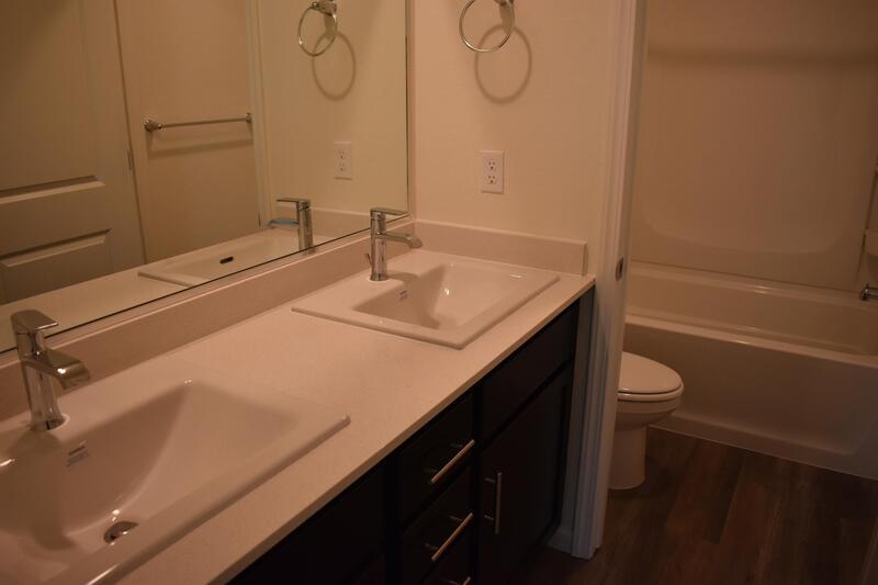 4523 Iris Court property image