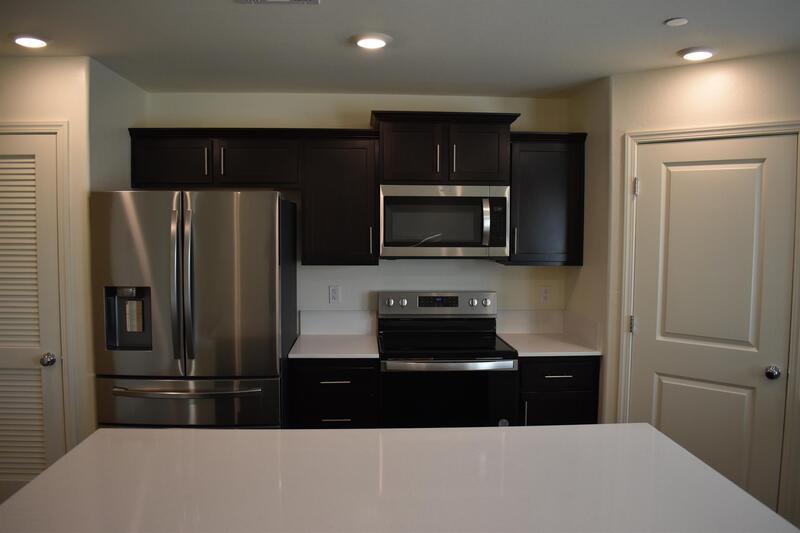 4523 Iris Court property image