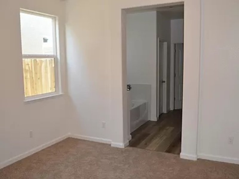 4450 Lacy Lane property image