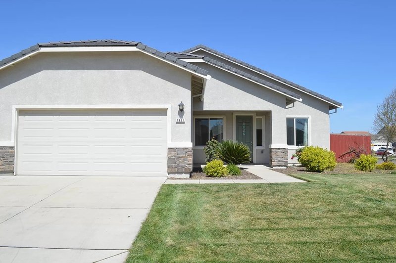 1967 Faxon Drive Atwater, CA 95301 Merced Stanislaus County Property Management