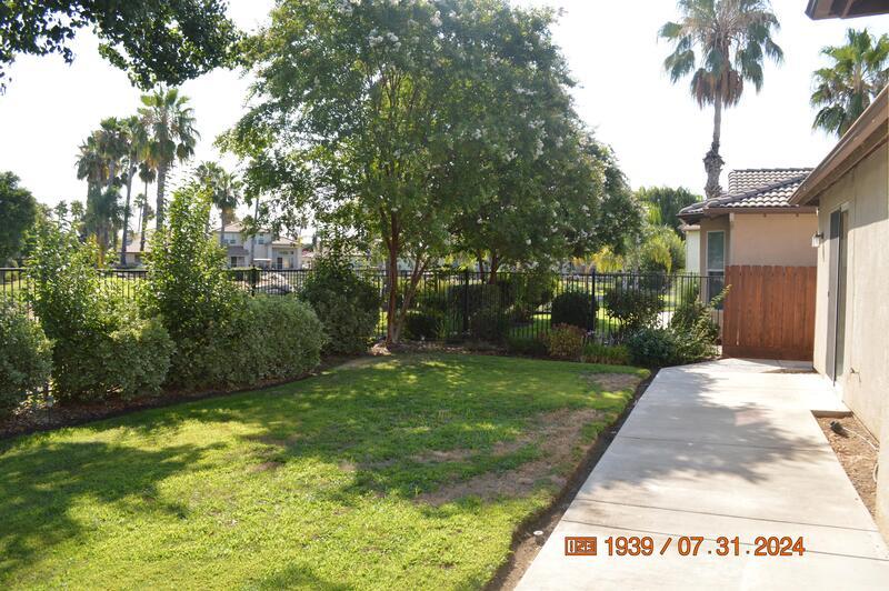 2725 Amalfi property image