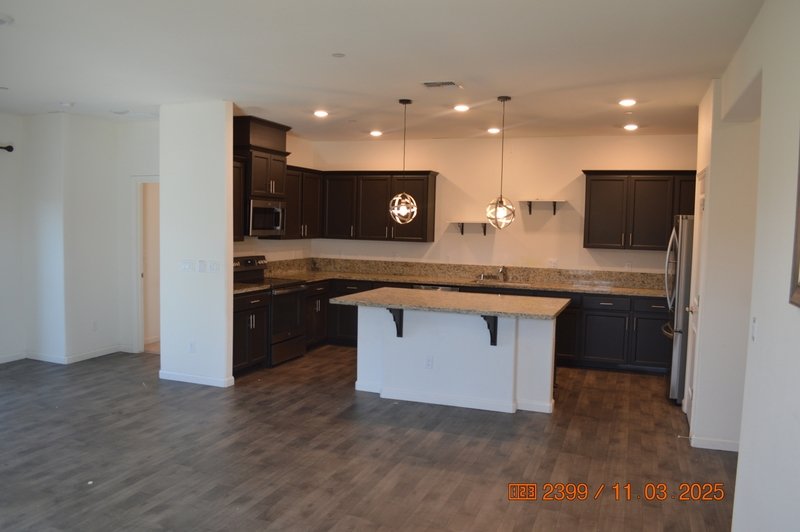 917 Somerset Way property image