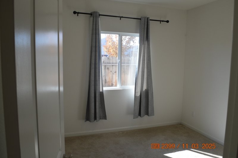 917 Somerset Way property image